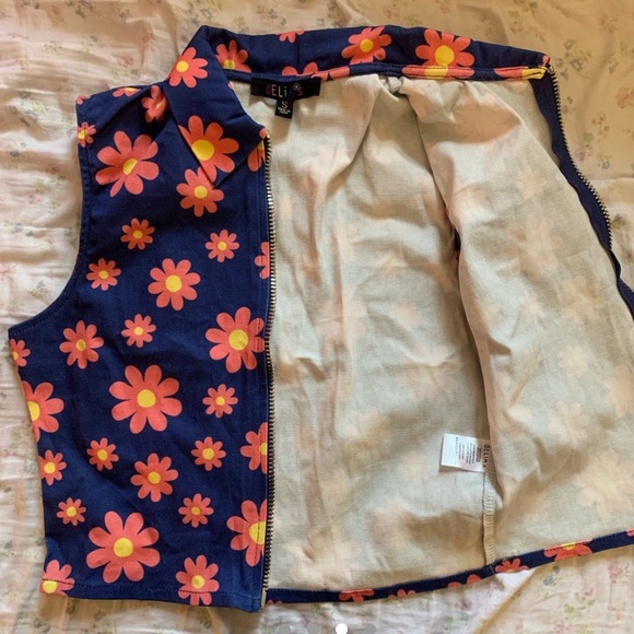 Adorable Delia’s x DollsKill vest top ❣️ - Picture 3 of 4
